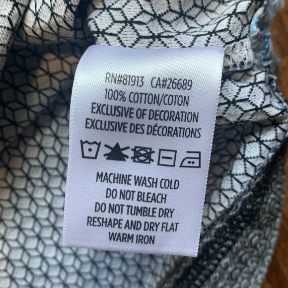 Robert Graham Geometric Print Short Sleeve Crew Neck T-Shirt Men’s Medium - Picture 6 of 6